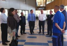 El Consejo Directivo de la Cámara de Contratistas visita el edificio Envite