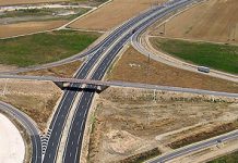 La Junta invierte 18,8 millones de euros en la conservación integral de la autovía León-Burgos, entre Onzonilla y Burgos.