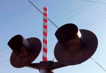 Adif licita la redacción de los proyectos de supresión de 74 pasos a nivel, 9 en Castilla y León