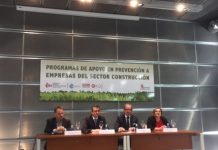 El presidente de la Cámara de Contratistas de Castilla y León, Enrique Pascual, asiste a la jornada de clausura: Programa 2016 y presentación del Programa 2017 de Apoyo en Prevención a Empresas del Sector Construcción