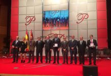 El presidente de la Junta entrega los Premios Castilla y León 2016 y la Medalla de Oro de la Comunidad a la Universidad de Salamanca