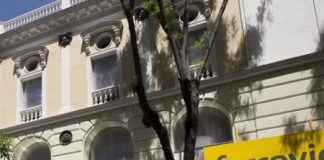 El histórico Frontón Beti-Jai, rehabilitado por Ferrovial Agroman, recupera su fachada principal y continúa su rehabilitación