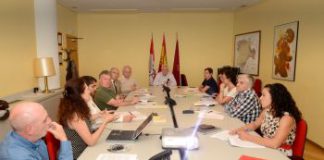 Patrimonio autoriza la tercera fase de recuperación del empedrado interior de la Plaza del Grano, León