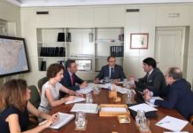 Junta y Ministerio de Fomento se reúnen para abordar temas de infraestructuras