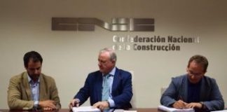 Firma del VI Convenio General del Sector de la Construcción con un incremento salarial para este año del 1,9% y sin cláusula de revisión frente a la inflación
