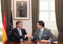 Junta y Ministerio de Fomento firman la prórroga del Plan de Vivienda con una financiación conjunta de más de 24 millones de euros