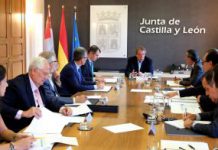 De Santiago-Juárez informa a los delegados territoriales de que la Cooperación Económica Local General para 2017 asciende a 75 millones de euros