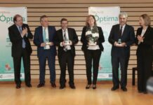 Corporación Llorente Muñoz y Conservación de Viales, 2 de las 14 empresas premiadas con el distintivo óptima otorgado por la Junta de Castilla y León.