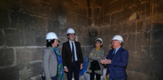 Visita de la consejera de Cultura y Turismo a la restauración en la iglesia de los Santos Juanes que realiza nuestro socio Rehabilitaciones STOA