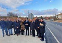 Los consejeros de fomento y presidencia visitan las obras realizadas por DRAGADOS en la carretera BU-627
