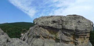 Obras de construcción del Mirador de Castroviejo, en Duruelo de la Sierra, Soria
