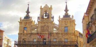 La Junta subvenciona al Ayuntamiento de Astorga para remodelaciones urbanas