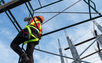 El noroeste exige acelerar las infraestructuras clave para su desarrollo y conexión con Europa